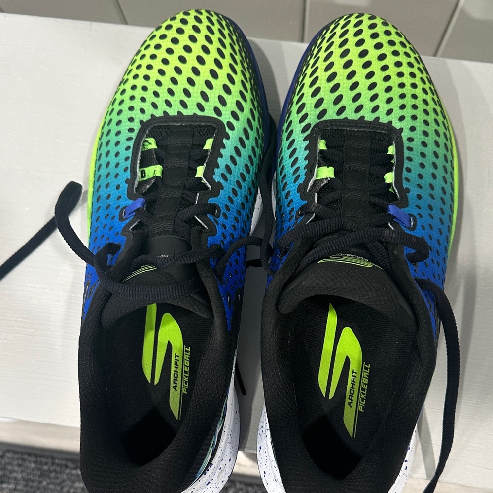 Skechers Men's Athletic Shoes - Neon Green and Blue